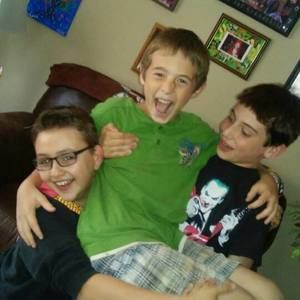 Meet your Posher, Dakota